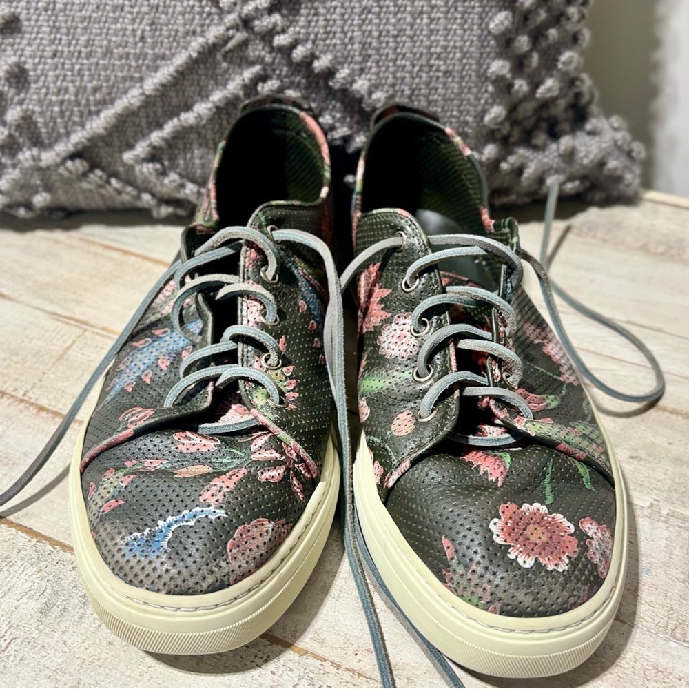 Men’s Gucci Shagreen Floral Sneakers- Size 9 - Picture 2 of 6